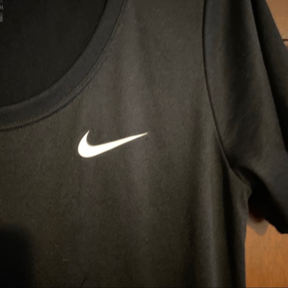 Nike Dri Fit Tshirt - Picture 2 of 5
